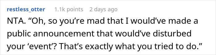 Sister Uses Blackmail To Prevent Her Brother From Proposing While Giving A Speech At Her Wedding Sister Uses Blackmail To Prevent Her Brother From Proposing While Giving A Speech At Her Wedding