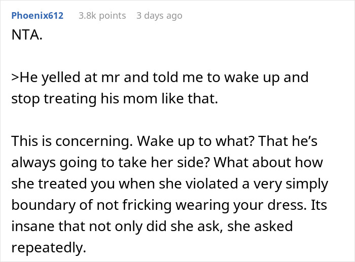 Woman's Fiancé Lets His Mom Try On Her Wedding Dress, Knowing She Would Be Livid, Drama Ensues Woman's Fiancé Lets His Mom Try On Her Wedding Dress, Knowing She Would Be Livid, Drama Ensues