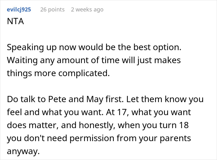 Screenshot of a Reddit comment advising a 17-year-old on handling parents returning from a long world trip. Screenshot of a Reddit comment advising a 17-year-old on handling parents returning from a long world trip.