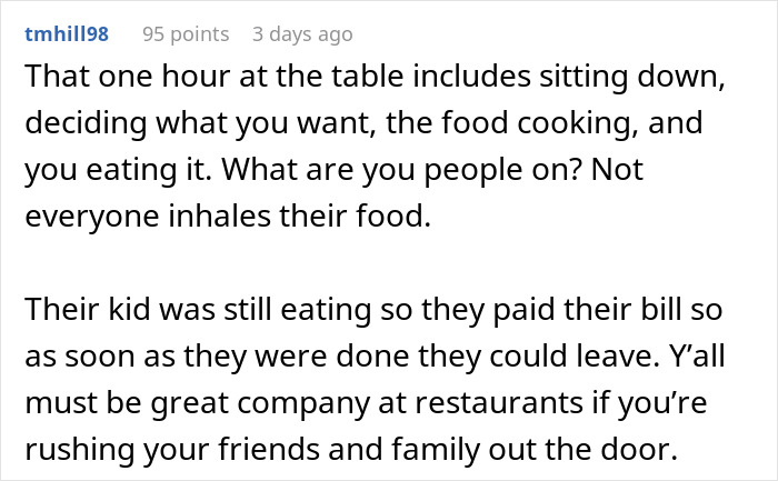 Woman Arrives At Diner, Says “I’ll Sit Here” Gesturing To Table Occupied By Family Of 3 Woman Arrives At Diner, Says “I’ll Sit Here” Gesturing To Table Occupied By Family Of 3