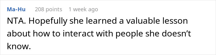 Woman Wonders If She’s A Jerk For Using Her Hearing Aids To Make An Annoying Classmate Look Stupid Woman Wonders If She’s A Jerk For Using Her Hearing Aids To Make An Annoying Classmate Look Stupid