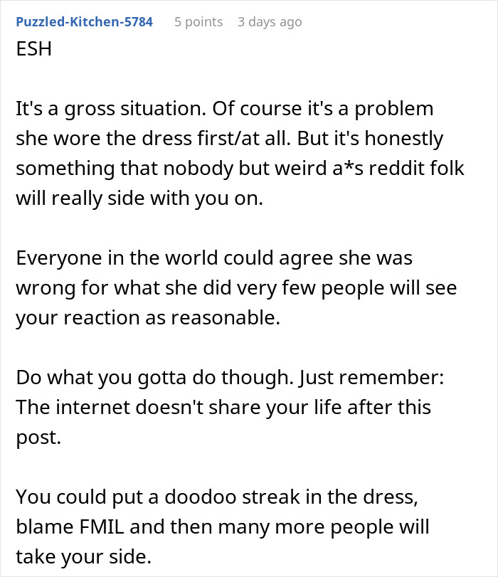 Woman's Fiancé Lets His Mom Try On Her Wedding Dress, Knowing She Would Be Livid, Drama Ensues Woman's Fiancé Lets His Mom Try On Her Wedding Dress, Knowing She Would Be Livid, Drama Ensues