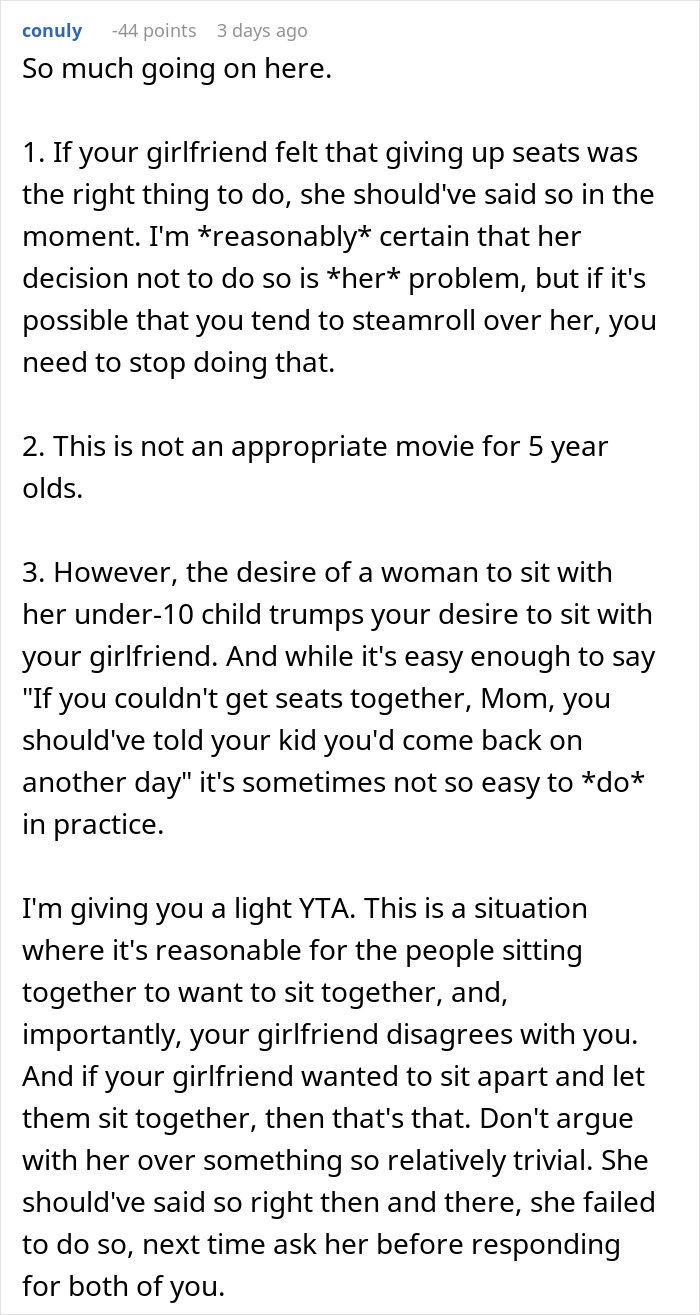 Mom Feels Entitled To Guy’s Seats So She Can Watch ‘Barbie’ With Her Daughter, He Refuses To Move Mom Feels Entitled To Guy’s Seats So She Can Watch ‘Barbie’ With Her Daughter, He Refuses To Move