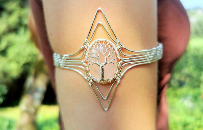 I Used Ten Meters Of Wire To Make This Piece Of Jewelry (8 Pics)