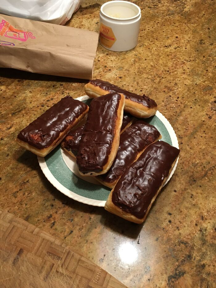 Friend Ordered 1 Long John At Dunkin Donuts Before They Closed For The Night
