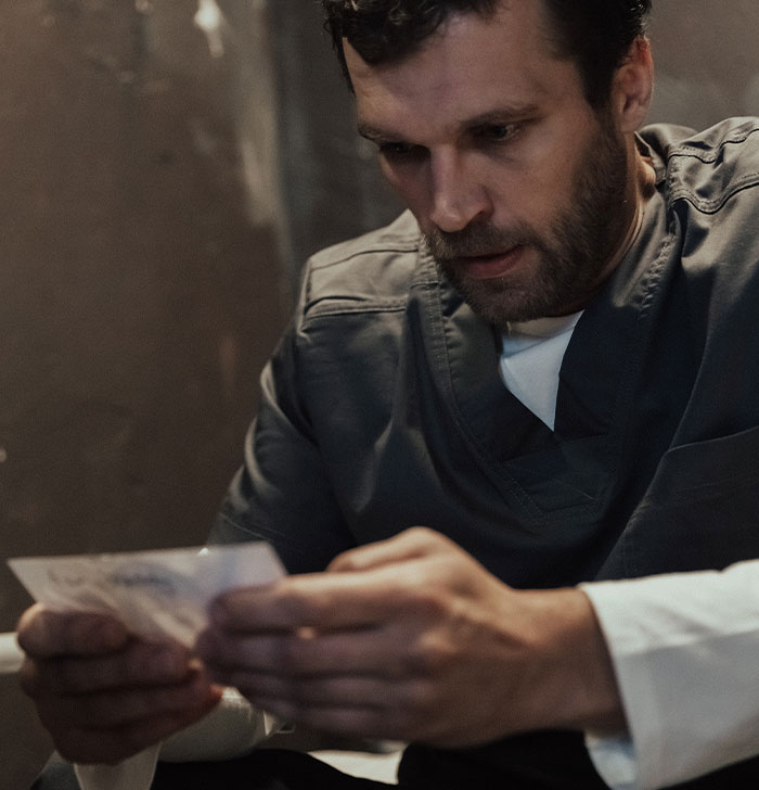 Guy Prides Himself In Stealing Another Guy’s Girlfriend, Receives Revenge A Few Years Later Guy Prides Himself In Stealing Another Guy’s Girlfriend, Receives Revenge A Few Years Later