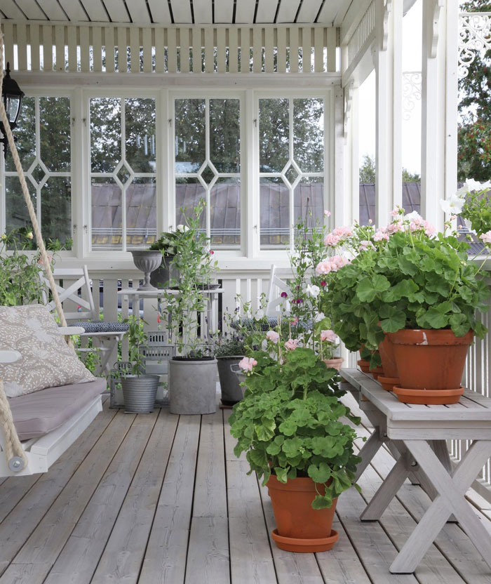 Creamy white porch with flowers