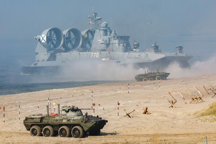 The Zubr-Class, The Biggest Hovercraft Compared To A Normal Sized Apc