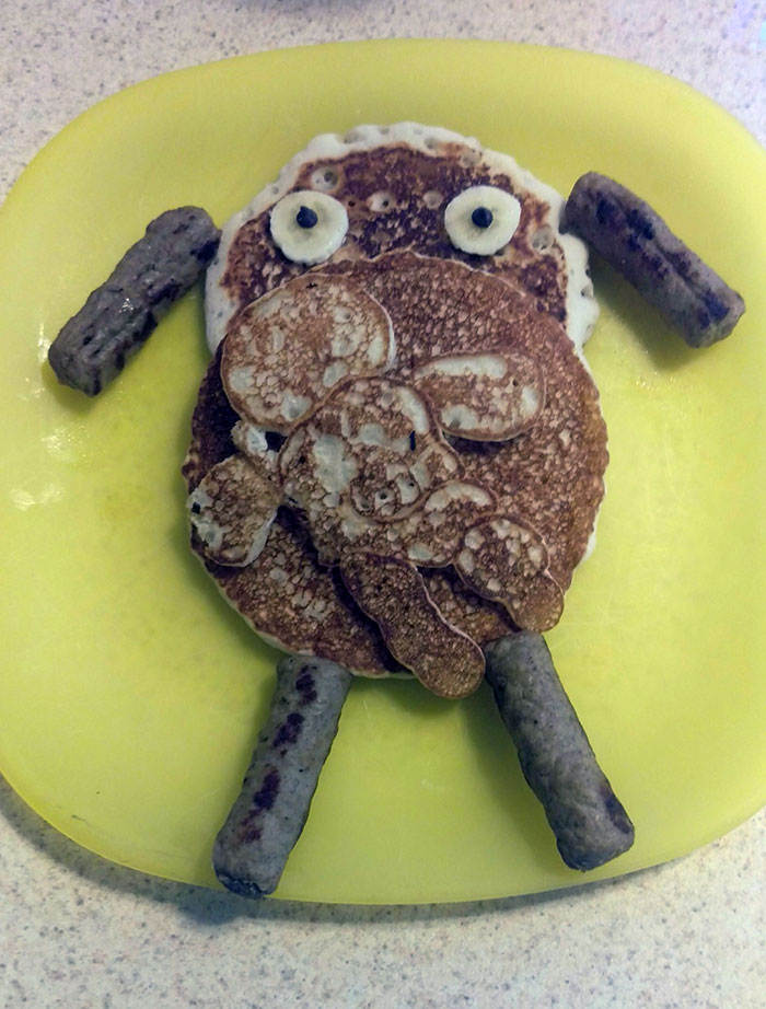 Made My Pregnant Girlfriend Pancakes
