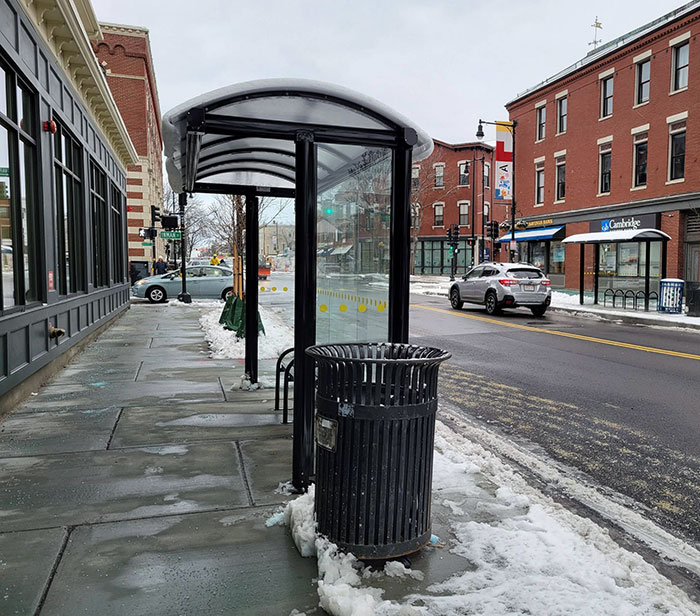 This Bus Stop Is Facing The Other Way To Prevent People Being Splashed By Curb Water And Dirt