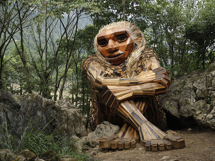 This Giant Troll In Wulong, China Has Been Created Out Of Trash