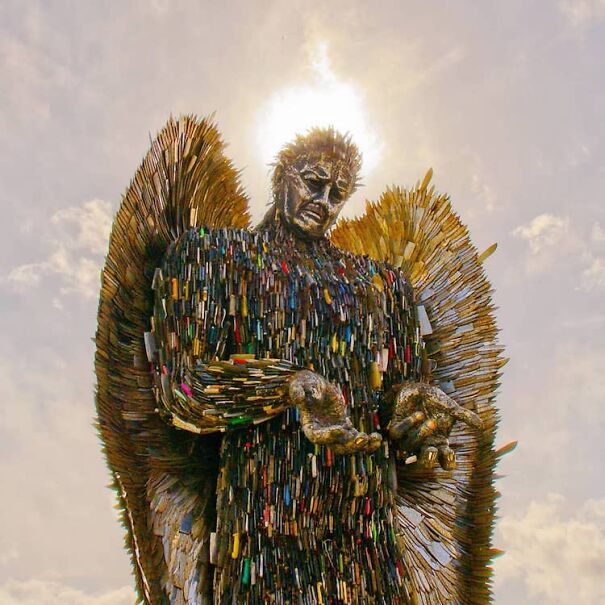 knife-angel-alfie-bradley-14-64ea6b0042aee.jpg