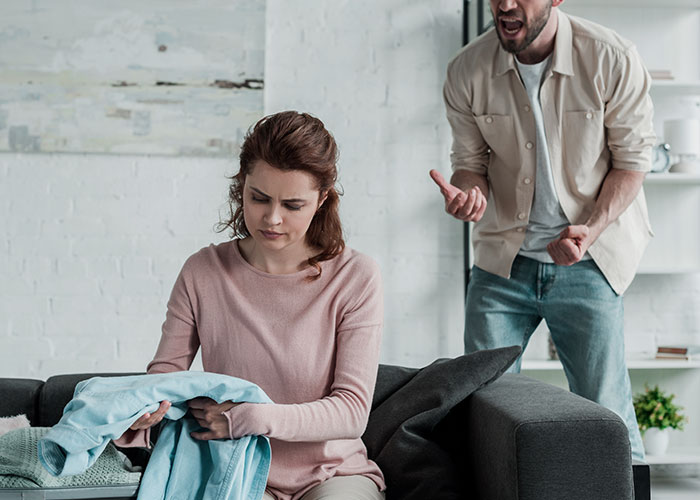 Man Confesses 3.5 Y.O. Secret After Blowing Up On Wife Over Her Outfit, Divorce Commences Man Confesses 3.5 Y.O. Secret After Blowing Up On Wife Over Her Outfit, Divorce Commences