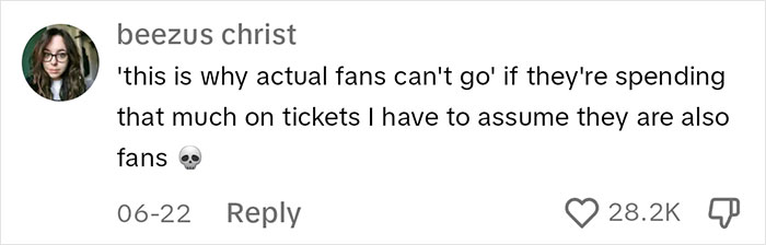 People Applaud Man For Paying His College Tuition After Selling Taylor Swift Tickets For $14K People Applaud Man For Paying His College Tuition After Selling Taylor Swift Tickets For $14K