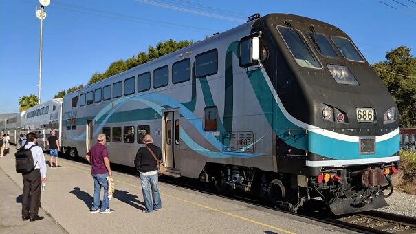 new-amtrak-surfliner-charger-1-of-36-64d9005cc7117-jpeg.jpg
