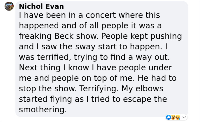 Lana Del Rey’s Mexico Performance Goes Viral After Crowd Gets Hit By A Mysterious Force Lana Del Rey’s Mexico Performance Goes Viral After Crowd Gets Hit By A Mysterious Force