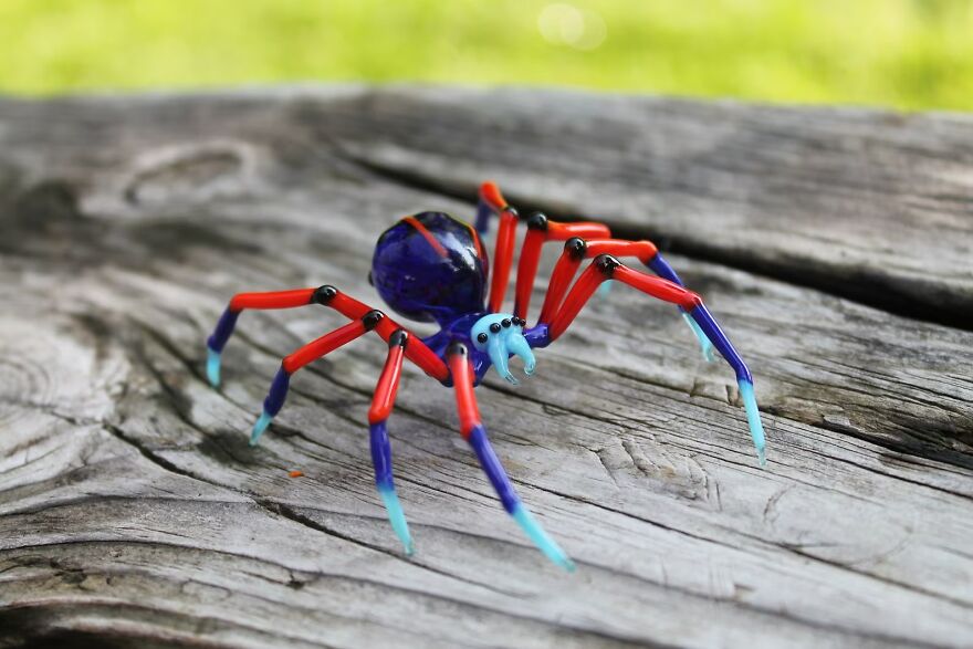 I Made A Spider Figurine: Across The Glass-Verse