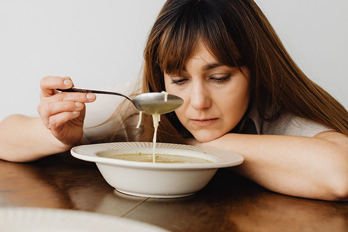 Woman Exposes ‘Clumsy’ SIL’s Secret At Dinner Table For All To See, She Leaves Sobbing Woman Exposes ‘Clumsy’ SIL’s Secret At Dinner Table For All To See, She Leaves Sobbing