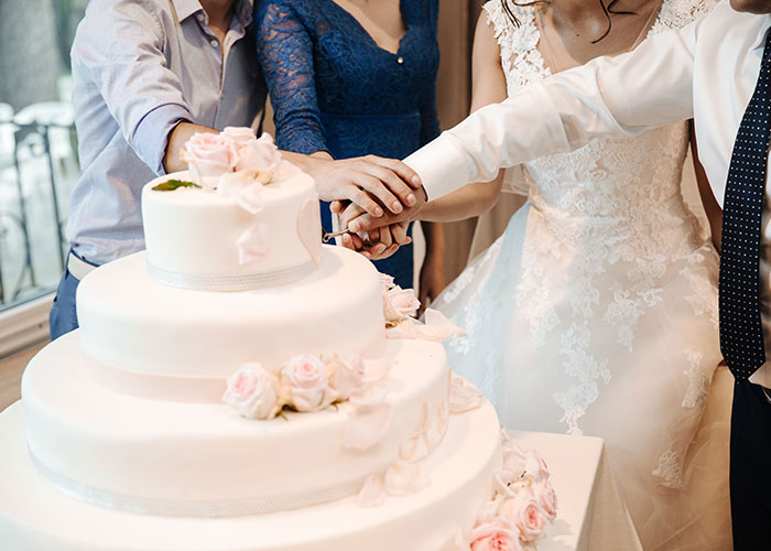 Teen Called A “Selfish Brat” For Exposing Why Dad And Stepmom Excluded Her From Wedding Teen Called A “Selfish Brat” For Exposing Why Dad And Stepmom Excluded Her From Wedding