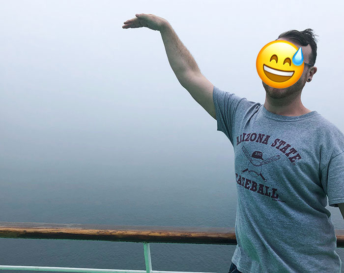 I Went On A $6000-Trip To Japan Last Year, And Took A Photo Of My Friend With Mt. Fuji