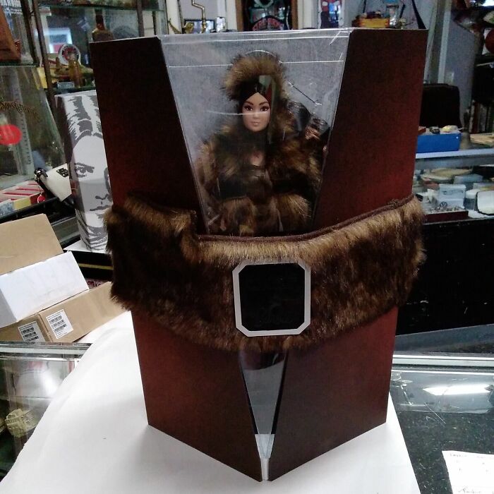 Star Wars Barbie Chewbacca