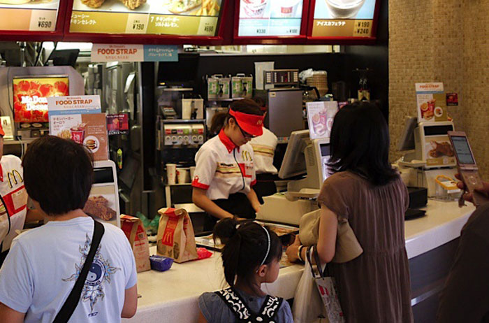 Netizens Are Cracking Up At This Guy’s Story Exposing His Wife Being Slow While Picking Fast Food