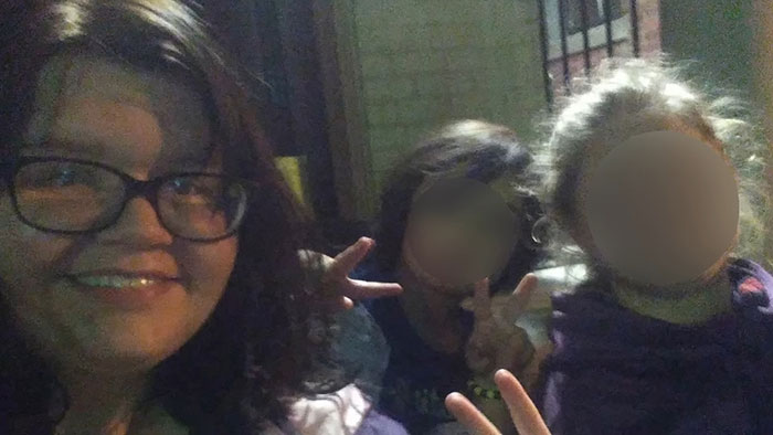 Woman Dumps Her "Very Toxic" Husband After Getting Catfished By Stranger Things Star's Imposter Woman Dumps Her "Very Toxic" Husband After Getting Catfished By Stranger Things Star's Imposter