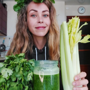 Vegan Influencer Zhanna Samsonova Dies At 39 After "Extreme" Tropical Fruit Diet Vegan Influencer Zhanna Samsonova Dies At 39 After "Extreme" Tropical Fruit Diet