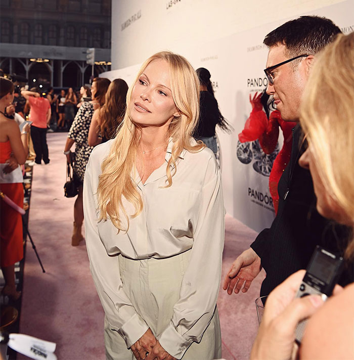 “It’s Better For Me”: Pamela Anderson Stuns At Paris Fashion In A New ‘No-Makeup’ Era