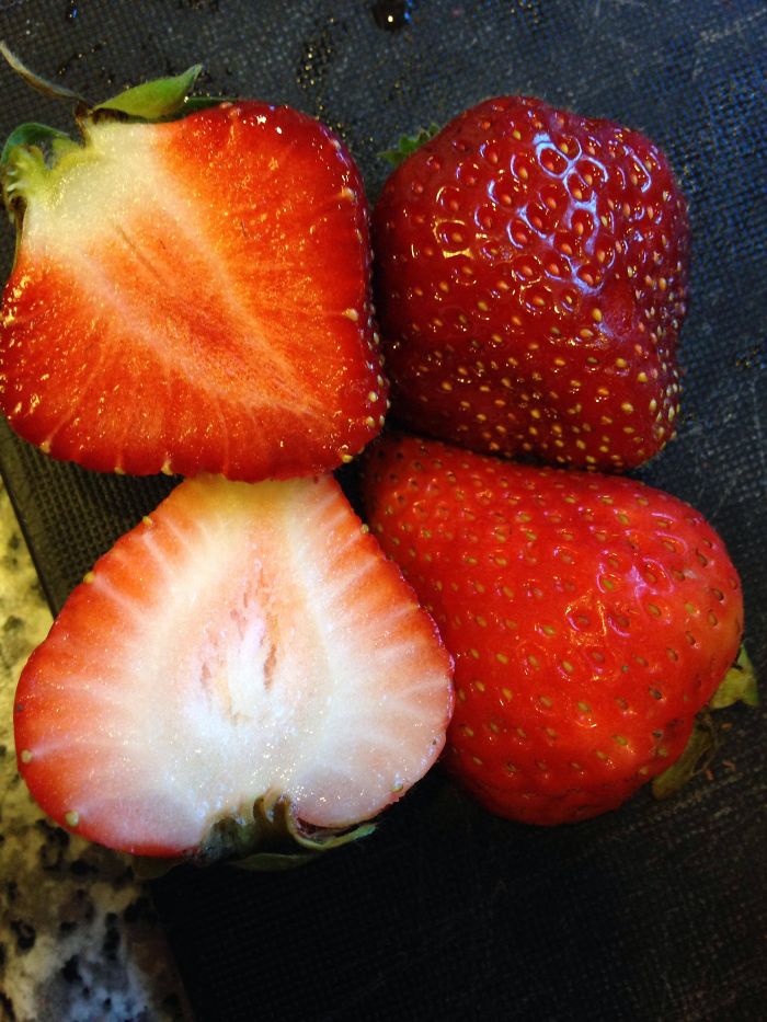 The Difference Between Farm Fresh And Store Fresh Strawberries
