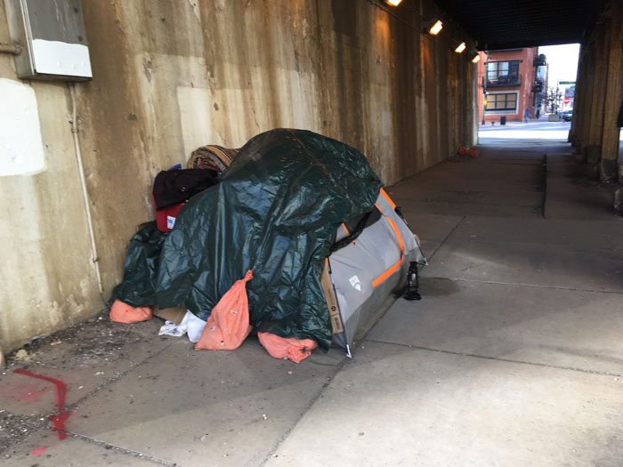 Man Takes In Homeless Brother Against Wife’s Wishes, She Leaves Him To Deal With Lice Alone Man Takes In Homeless Brother Against Wife’s Wishes, She Leaves Him To Deal With Lice Alone