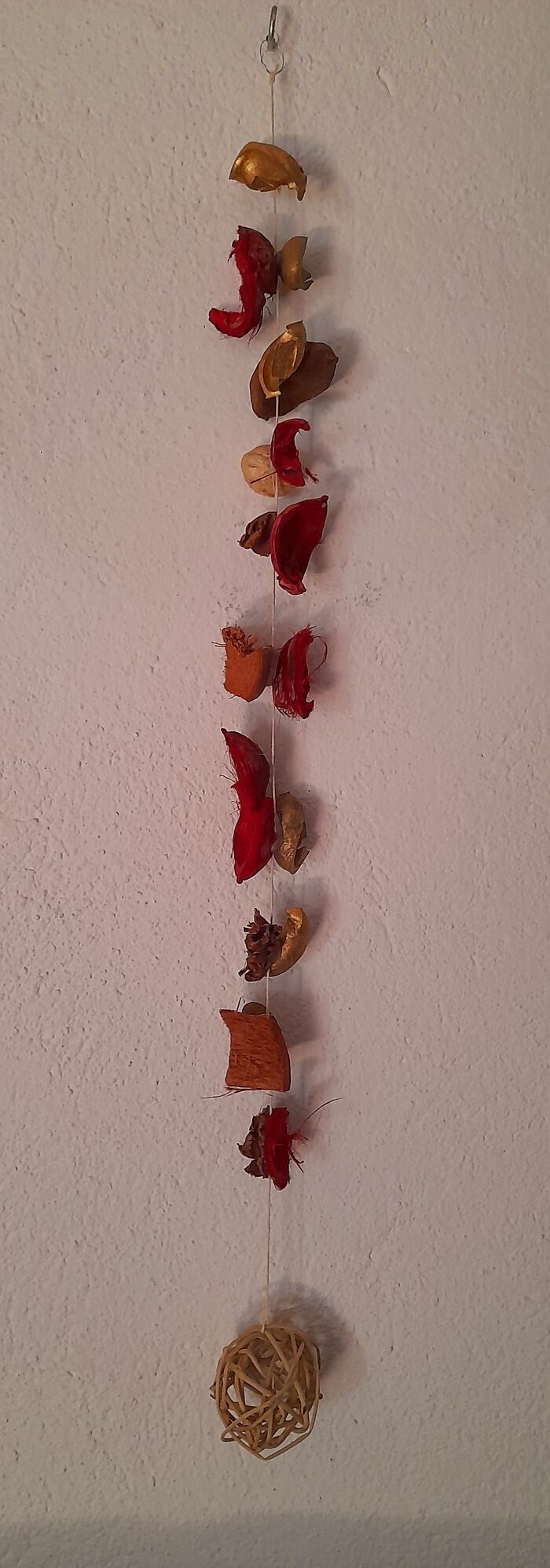Autumn Pendant. Recycling Potpourri Past Its Scent