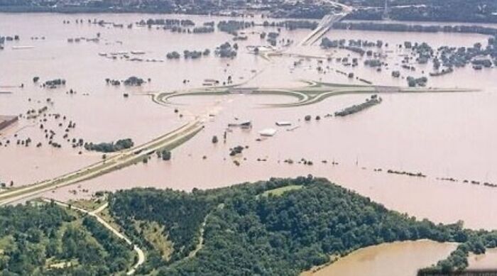 In 1993, A Man Named James Scott Purposely Damaged A Levee And Caused A Massive Flood Of The Mississippi River Only To Stall His Wife From Coming Home So That He Could Party