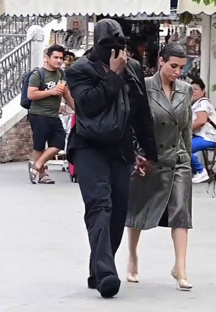 “Very Weird Behavior”: Kanye West And His Wife Get Lifetime Venetian Boat Ban After R-Rated Incident “Very Weird Behavior”: Kanye West And His Wife Get Lifetime Venetian Boat Ban After R-Rated Incident