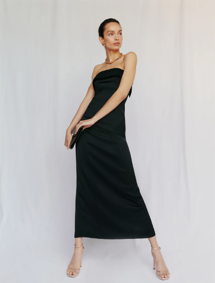 Woman Wears A White Dress For Her Birthday, Enrages Future SIL Whose Wedding Is In Two Weeks Woman Wears A White Dress For Her Birthday, Enrages Future SIL Whose Wedding Is In Two Weeks