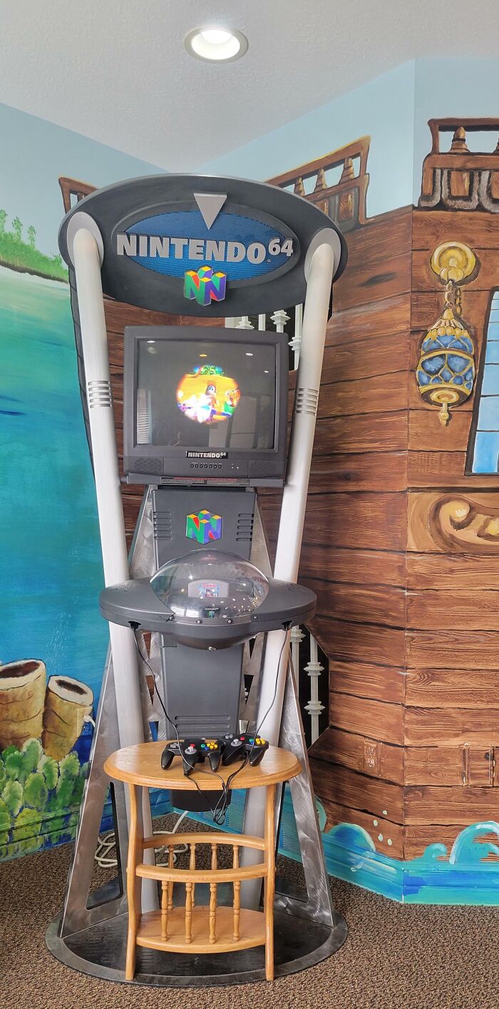 Local Dentist Has Old School N64 Display For Waiting Room