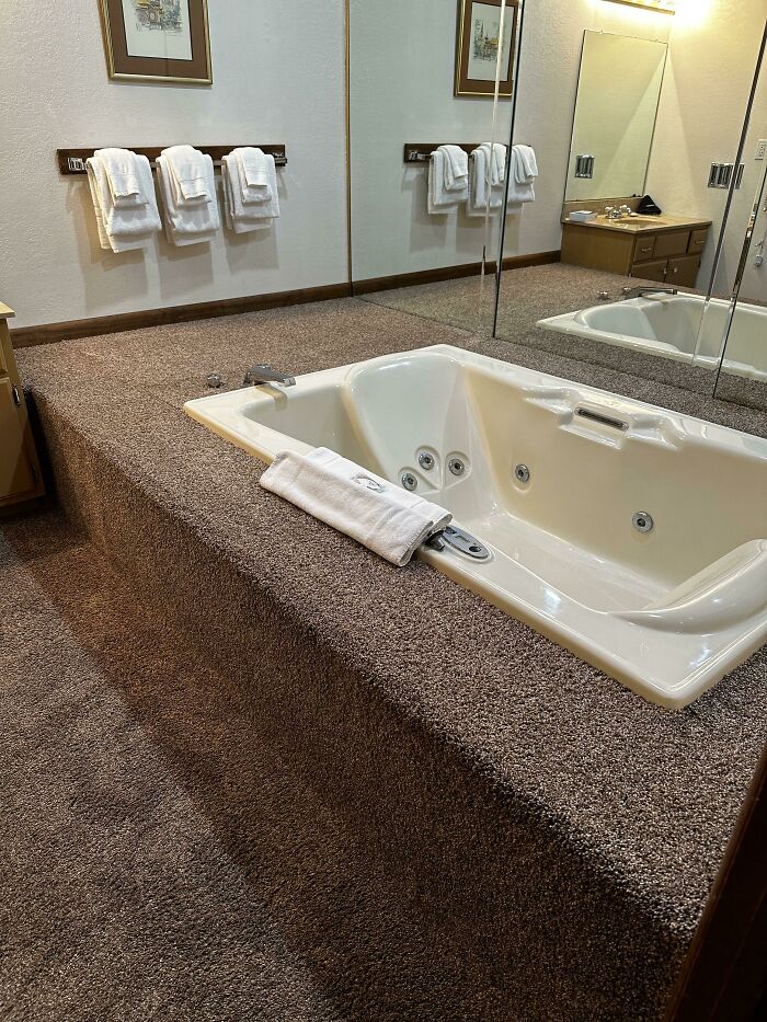 Never Thought I Would See The Infamous Carpeted Bathroom With My Own Two Eyes...yikes