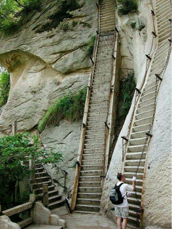 Climbing The Hua Shan, China. The Old Path