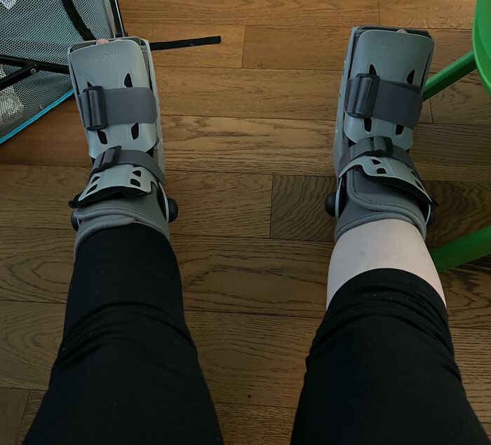 I Think I Jinxed Myself Complaining About This Pregnancy Being Hard. Today I Broke My Right Foot And Left Ankle. Everything Just Got 1000% Harder