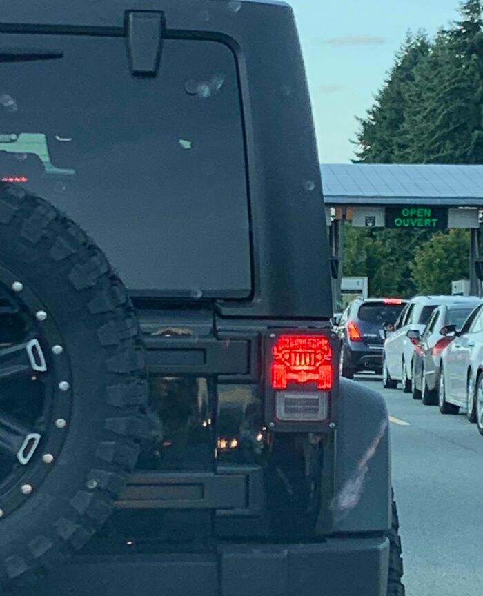 This Jeep Has Light Jeeps