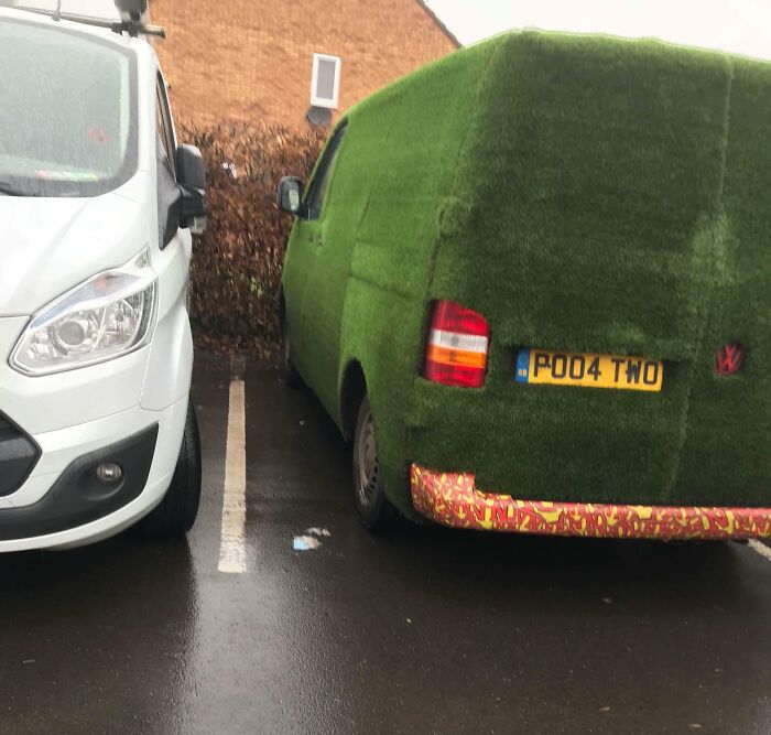 My Husband Is A Mailman And Just Sent Me This Photo From A Local Car Park In England