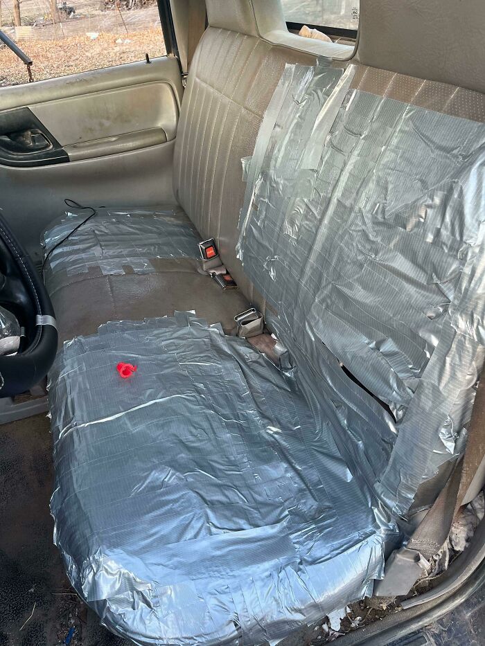 My Friend Told Me He Fixed The Seats In His Truck And Sent Me This