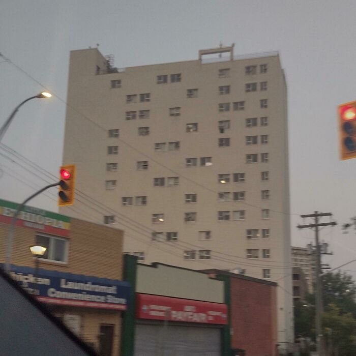 This Apartment Building Near Downtown Winnipeg Looks Appalling