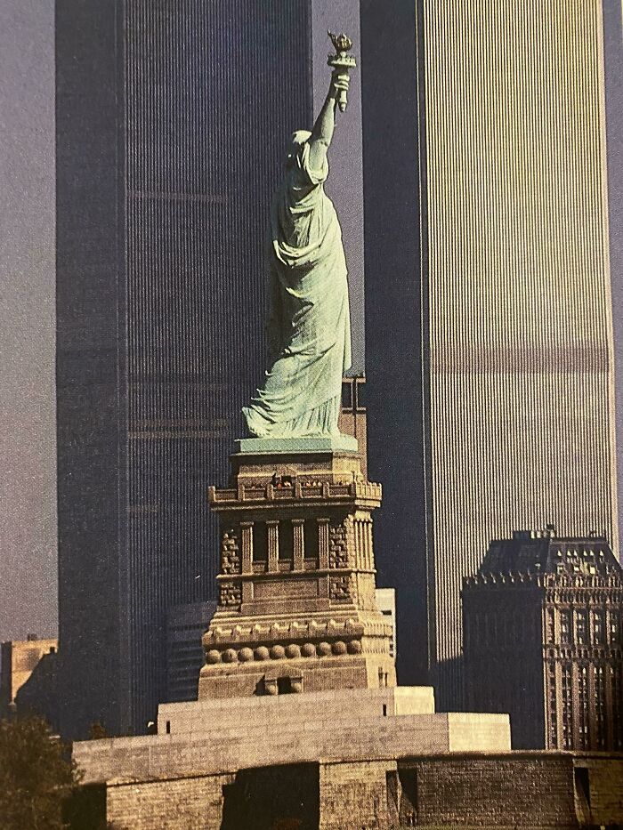 Photo I Found In A Book From 1987 Of The Statue Of Liberty With The Twin Towers Behind It. There Are Actually People Visible Just Below The Statue, To Make The Photo Even Worse