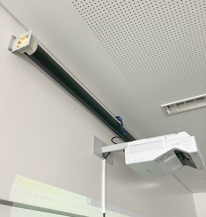 My School Bought Modern Stuff. The Projector Was Placed Under The Screen