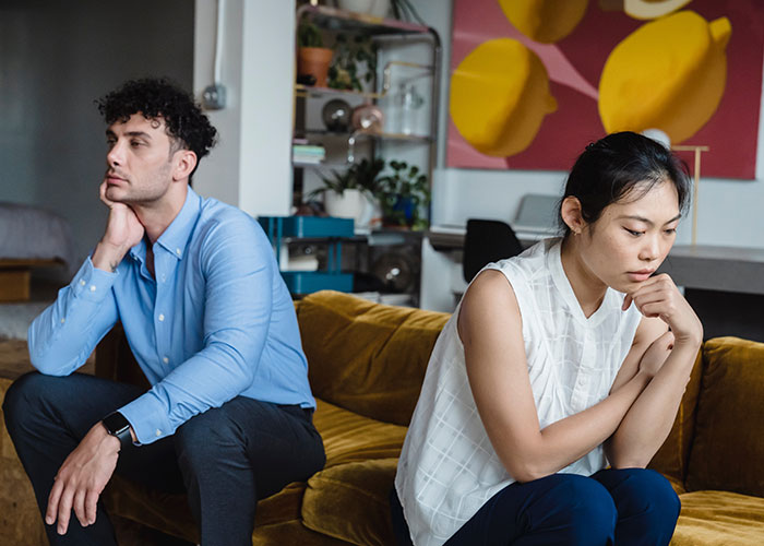 Woman Pretends Not To Know BF Is Cheating, They Have A Great 9-Week Trip Whilst She Exposes Him Woman Pretends Not To Know BF Is Cheating, They Have A Great 9-Week Trip Whilst She Exposes Him