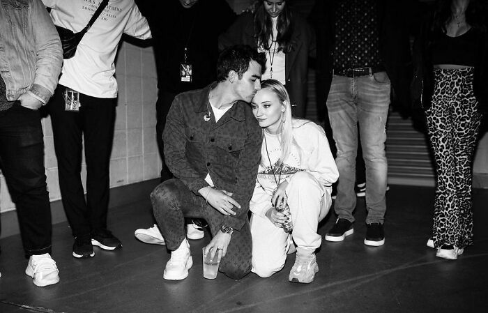 Joe Jonas Files Divorce Papers, Describes Marriage With Sophie Turner As "Irretrievably Broken" Joe Jonas Files Divorce Papers, Describes Marriage With Sophie Turner As "Irretrievably Broken"