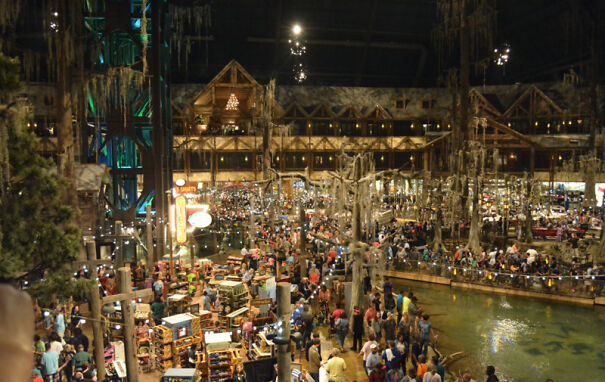 Bass_Pro_Pyramid-6517a976857b9-png.jpg