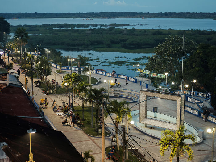 Iquitos is a city bordered by the jungle on one side and by the Amazon River on the other