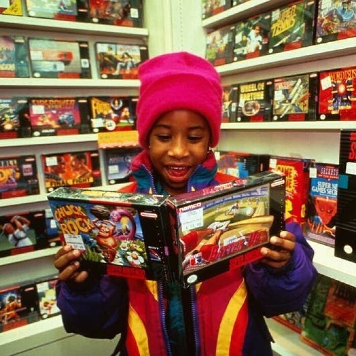 The Pure Excitement Of Buying Video Game Cartridges. These Need To Make A Comeback Tbh